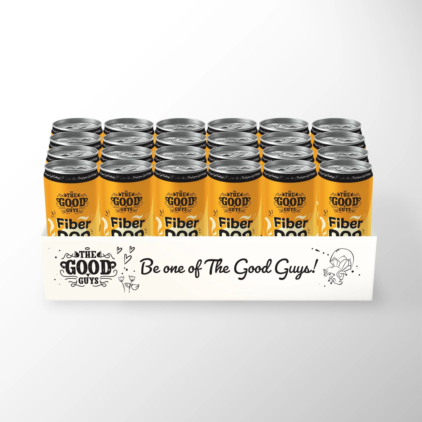 The Good Guys Fiber Pop Peach; tarjotin, jolla 24 tölkkiä juomaa nimeltä Fiber Dog keltaisessa pakkauksessa; sylinterin muotoiset tölkit mattapinnalla ja yhtenäisellä muodolla, ryhmiteltynä pahviseen tarjottimeen; tarjottimen etuosassa suuri lihavoitu teksti ”Be one of The Good Guys!” yhdessä sarjakuvamaisen koirakuvituksen ja kasvikuitugrafiikan kanssa; ei ihmisiä tai käsiä; valkoinen studiotausta, laaja tuotekuva.