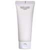 Whamisa Organic Flowers Foam Cleansing Cream; valkoinen mattapintainen tuubi tekstillä ”Organic Flowers Foam Cleansing Cream” seisoo pystyssä tasaisella taustalla; pakkaus pehmeä lieriö pyöristetyllä korkilla; etikettiteksti selkeällä groteskifontilla; ei ihmisiä tai muita esineitä kuvassa; tuubi tuo mieleen luonnonmukaisen ihonhoidon tasaista taustaa vasten.