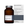 WILD NUTRITION Daily Multi Nutrient for Men -pullo ja pakkaus, sisältää 60 kapselia testosteronin, lihasten tuen, elinvoiman ja immuunijärjestelmän terveyden tueksi; pullo sylinterimäinen mattametallisella korkilla; sekä pakkaus että laatikko pääosin valkoisia mustin tekstausvapain tekstein; tausta valkoinen; ei ihmisiä tai käsiä näkyvissä.