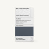 Wild Nutrition Daily Multi Nutrient for Men -pakkaus, valkoinen ja harmaa suorakulmainen laatikko mattapinnalla; etiketissä brändinimi, tuotenimi ja maininta 60 kapselista; teksti mainitsee testosteronin, lihasten, energiatasojen ja immuunijärjestelmän tuen; tekstausvapaata typografiaa läpi pakkauksen; tausta valkoinen; ei ihmisiä tai käsiä kuvassa.