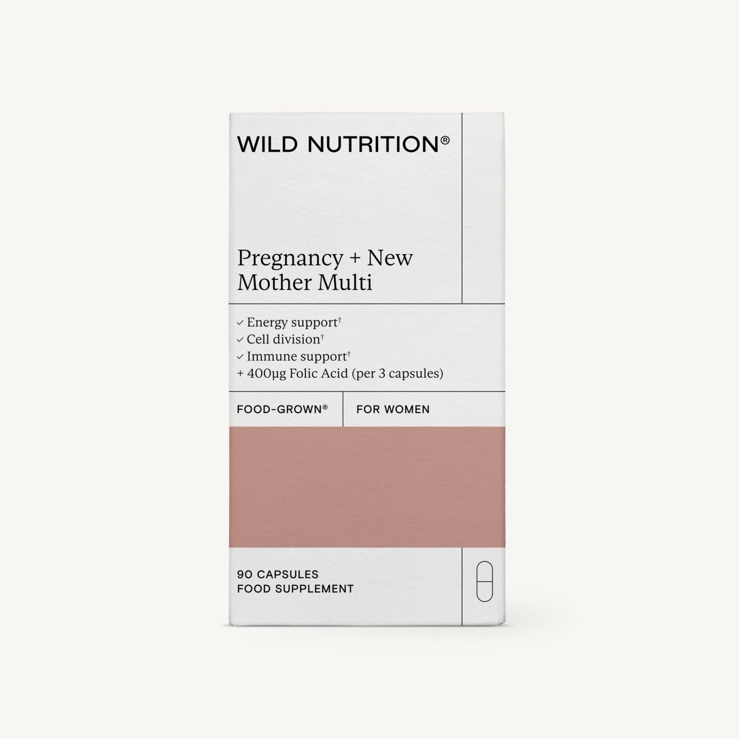 Wild Nutrition Pregnancy + New Mother Multi -pakkaus, valkoinen ja vaaleanpunainen laatikko mattapinnalla, suorakulmainen pahvipakkaus; etusivun etiketti selkeällä tekstausvapaalla typografialla, teksti kertoo tuotteen naisille tukevan energiaa, solunjakautumista ja immuunijärjestelmää; jokainen annos tarjoaa 400 µg foolihappoa kolmea kapselia kohden; laatikko sisältää 90 ravintolisäkapselia; ei ihmisiä tai käsiä näkyvissä; tausta neutraali, tuote kuvattu edestä.