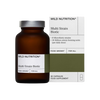 Wild Nutrition Multi Strain Biotic; ruskea lasipullo ja sitä vastaava suorakaiteen muotoinen pakkaus, molemmat mattapintaisia, sisältävät 30 kapselia elävillä bakteerikannoilla, joissa 8 mikrobiottista kantaa ja 30 miljardia PMY päiväannosta kohden; lihavoitu musta groteskiteksti valkoisella pohjalla; ei ihmisiä eikä käsiä näkyvissä, tuote tasaista pintaa vasten.