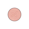 Boho Poskipuna Rose -pyöreä persikanvärinen poskipunarasia, kohokuvioitu kukkamainen kuvio keskellä, valkoinen tausta; mattapintainen puuteri, ei etikettiä näkyvissä, kuvattu suoraan ylhäältä