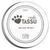 Fiini Naturally Tassuvoide, 50 ml; pyöreä mattapintainen metallinharmaa purkki, kannessa sydän- ja tassunjälkikuvake sekä selkeä groteskiteksti "TASS SALVA PAW BALM" ja "FIINI naturally"; kuvattu vaalealla taustalla ilman ihmisiä tai rekvisiittaa.