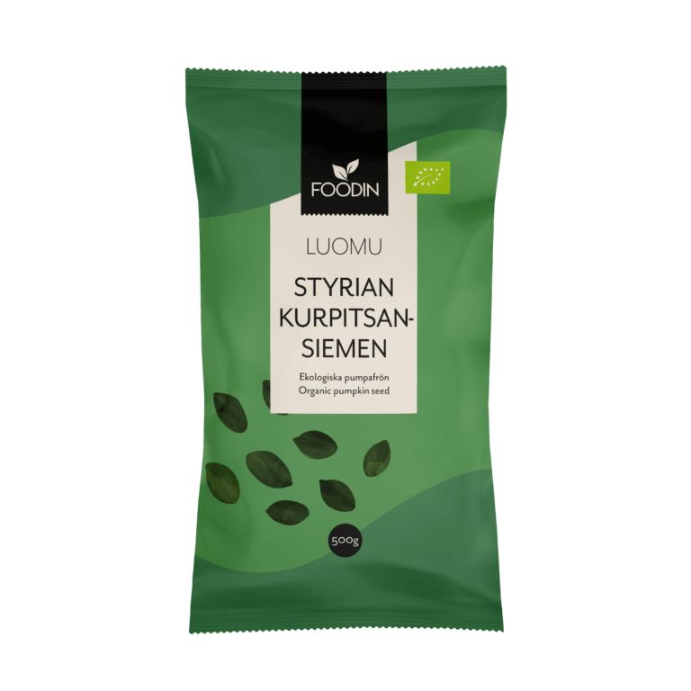 Foodin Luomu Kurpitsansiemen (Steirer-kurpitsansiemen), 500 g; vihreä pakkaus, jossa kuvia siemenistä ja suomenkielistä tekstiä; mattapintainen, pystysuora, uudelleensuljettava pussi; pääosin valkoista groteskitekstiä; siemeniä kuvattu realistisesti etusivulla; vaalea tausta, ei ihmisiä.