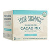 Four Sigmatic Mushroom Cacao Mix Reishi -pakkaus; suorakulmainen, mattapintainen ulkopakkaus vaaleanbeigellä etupaneelilla ja turkoosein sivukorostuksin; USDA Organic -sertifiointi sekä teksti "Chill", sisältää kymmenen pussia; yksinkertaisia kaakaopalkokuvituksia; valkoista ja ruskeaa tekstausvapaata tekstiä; ei ihmisiä tai käsiä näkyvissä.