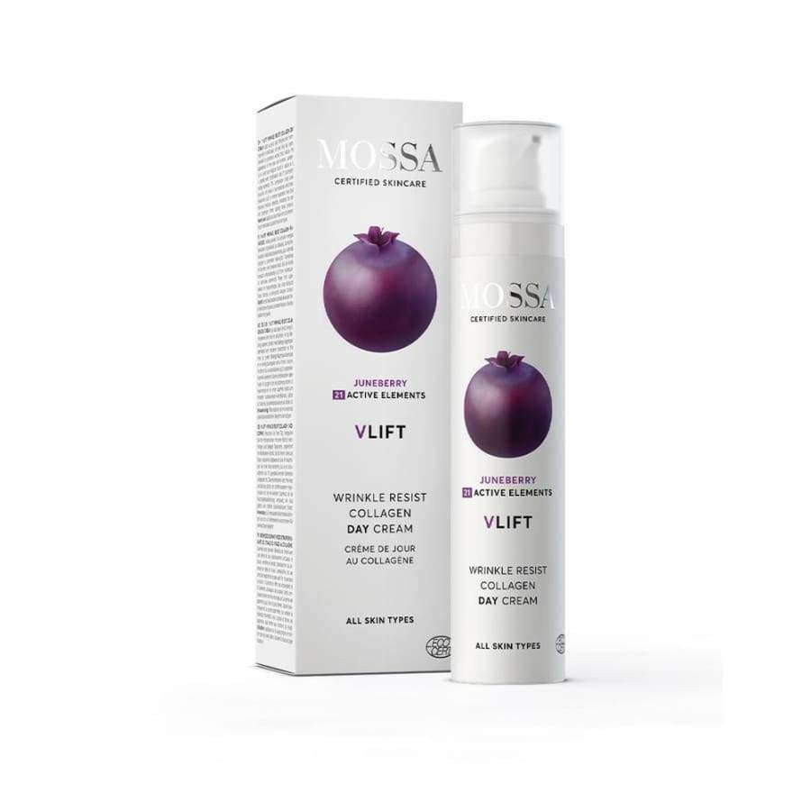 Mossa V LIFT Wrinkle Resist Collagen Day Cream, tuomipihlajanmarjalla; pullo ja rasia, joissa elävä violetti marjakuvitus; pakkaus valkoinen violetein ja hopeanvärisin korostuksin, matta pinta; lieriömäinen pullo pumppuannostelijalla, suorakulmainen rasia; musta groteskifontti tuotetiedoille; sopii kaikille ihotyypeille; neutraali studiotausta, ei ihmisiä tai käsiä.