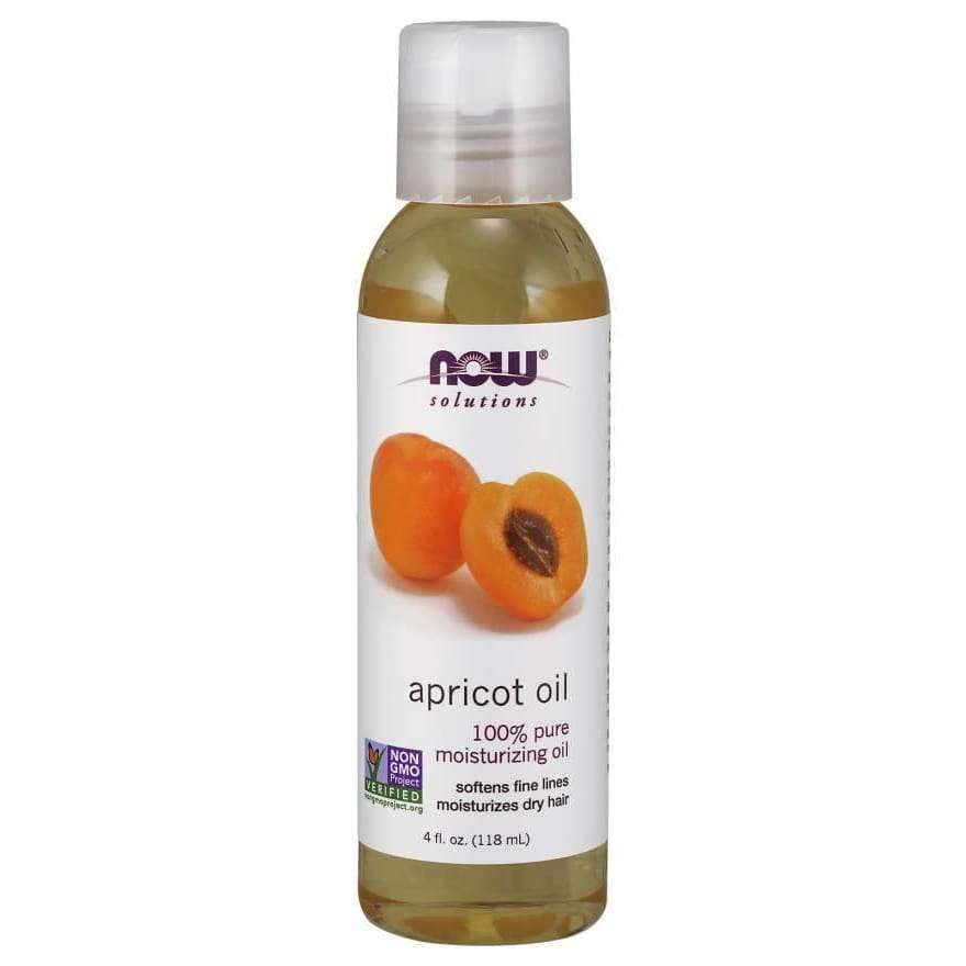 Now Foods Aprikoosinkiviöljy; NOW Solutions -aprikoosiöljypullo, etiketissä kuva kahdesta aprikoosista; läpinäkyvä muovipullo, lieriömäinen, sisältö 4 fl oz (118 ml); luettavissa "100% pure moisturizing oil" ja "Non-GMO Project Verified"; mattaetiketti violettia, oranssia, vihreää ja mustaa painojälkeä; tuote pystyssä valkoisella taustalla.
