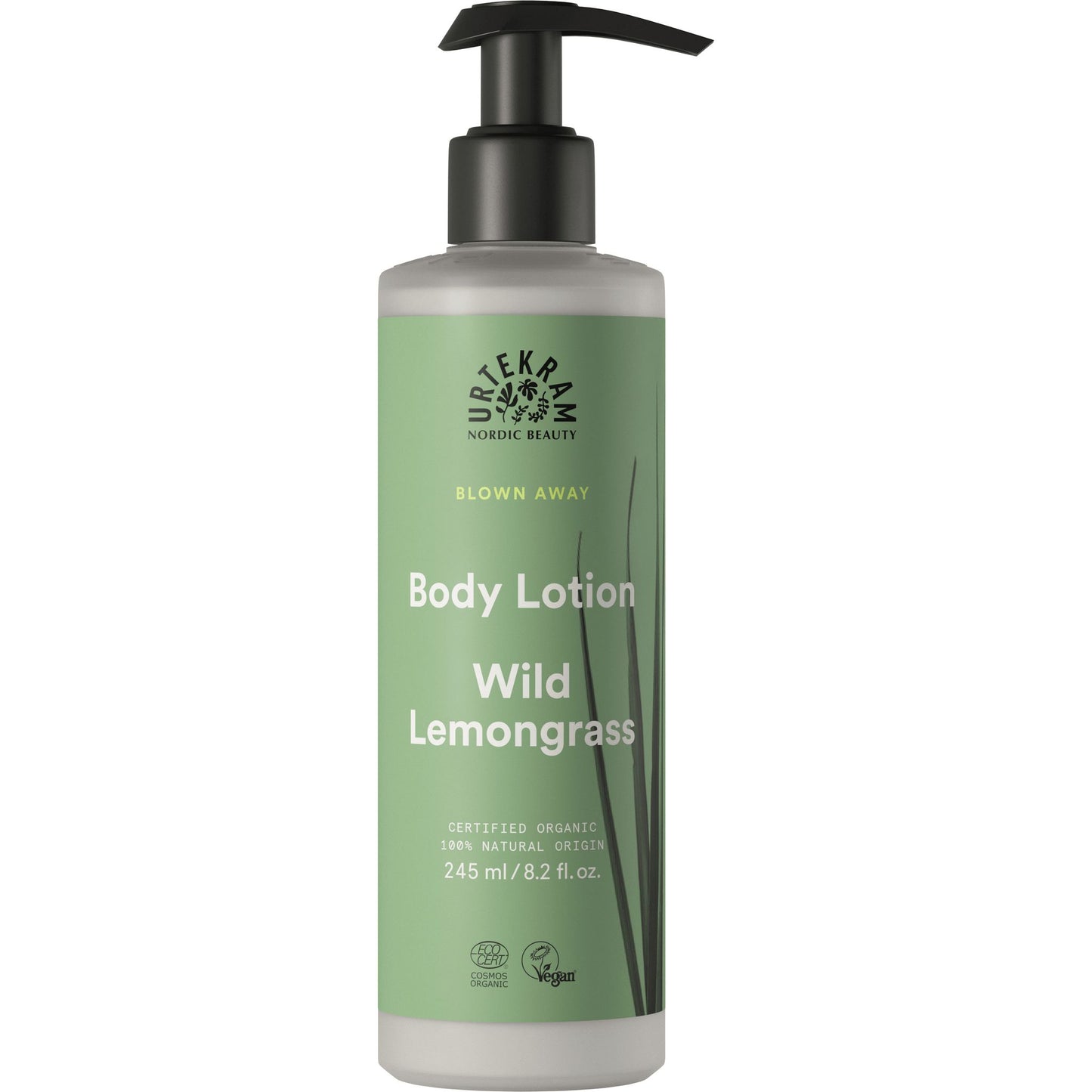 Urtekram Blown Away Wild Lemongrass Lahjapakkaus; pullo vartalovoiteelle pumppuannostelijalla, vihreä mattapintainen etiketti ja valkoinen muovipakkaus; lihavoitu groteskikirjasin näyttää tuotenimen selkeästi sekä luomusertifiointimerkit; tilavuus 245 ml; vaalea tausta, ei ihmisiä tai käsiä kuvassa.