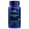 Life Extension L-Theanine; sininen muovipullo kiiltäväpinnalla ja sylinterinmuotoisena; etiketti valkoinen tummansinisin serifi- ja groteskitekstein, luettelee Life Extension L-Theanine 100 mg, 60 kasviskapselia; muita etikettitietoja mainitaan rauhoittavista ja mielialaa kohottavista vaikutuksista, muuntogeenittömyydestä ja stressin lievityksestä; ei ihmisiä tai käsiä kuvassa, tausta pelkistetyn valkoinen.