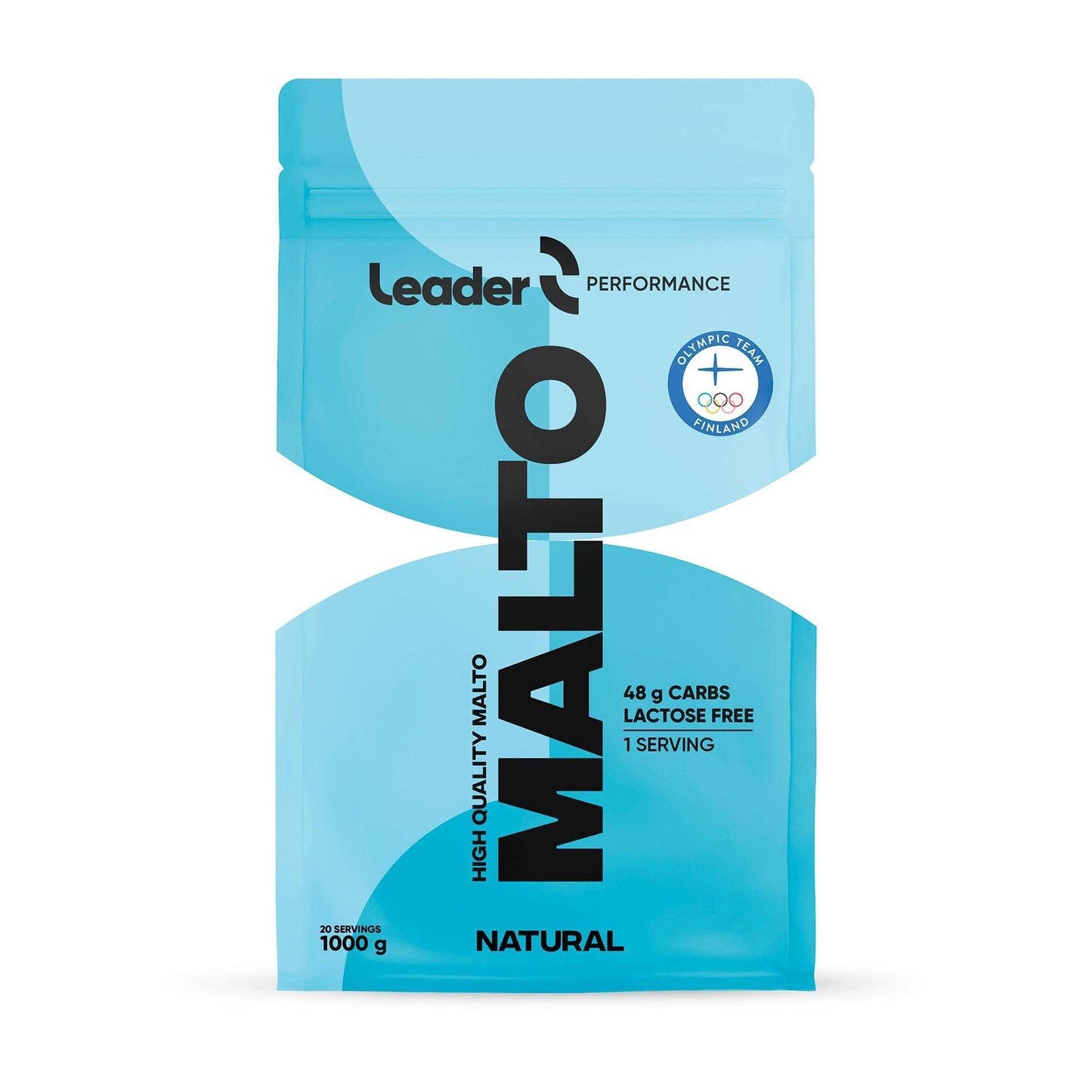 Leader Performance Malto, 1000 g; sininen pussi mattapintaisena pystyssä suorakulmaisena; sisältää 48 g hiilihydraatteja annosta kohden, laktoositon; etupuolella suomalainen laatumerkki ja olympiarenkaat; teksti groteskikirjasimella osin lihavoituna versaalikirjaimin; ei ihmisiä tai käsiä kuvassa, keskitetty tuotekuva vaalealla taustalla.
