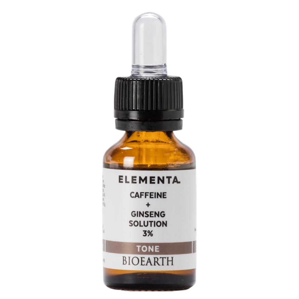 Bioearth Elementa Caffeine 2% + Ginseng 1% Booster; pieni, meripihkanvärinen ja kiiltäväpintainen tiputinpullo mustalla korkilla ja kirkkaalla lasitiputtimella, sisältää virkistävää ginsenguutetta; lihavoitu groteskityyppografia; hyvin valaistu valkoinen tausta.