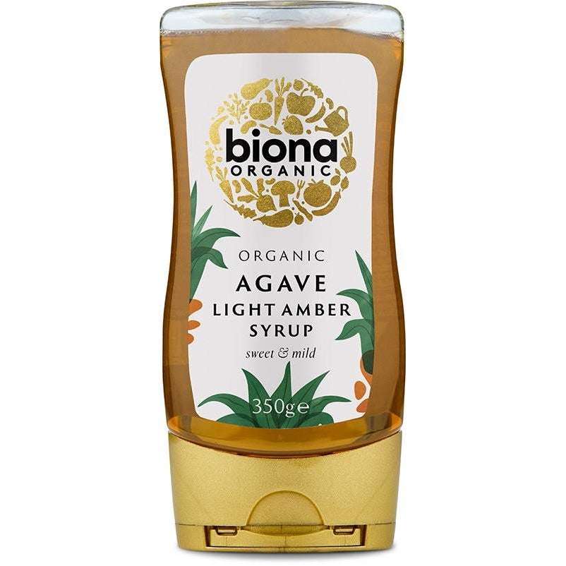 Biona Luomu Agavesiirappi -pullo, 350 g, kulta läppäkorkki, kirkas pullo vaaleanmeripihkanvärisellä siirapilla; valkoinen mattapintainen etiketti, Biona-logo mustana ja kultaisena, kasvipiirroksia ja luomuteksti