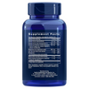 Life Extension Bone Restore with Vitamin K2; sininen ravintolisäpullo valkoisella Ravintosisältö-etiketillä, joka luettelee vitamiinit, kivennäisaineet ja muut keskeiset ainesosat valkoisella tekstillä; muovipullo mattapinnalla, sylinterinmuotoinen sinisellä korkilla; valmistajatiedot painettu etiketin alaosaan pienemmällä kirjasimella; ei ihmisiä tai käsiä kuvassa, pelkistetty tausta, suora edestäpäin otettu tuotekuva.