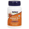 Now Foods D3-vitamiini 125 mikrog (5000 IU) -pullo, oranssi-valkoinen kiiltäväpintainen muovi, sininen korkki; 240 pehmeäkapselia, versaaligroteskiteksti immuunijärjestelmän ja luuston tuesta