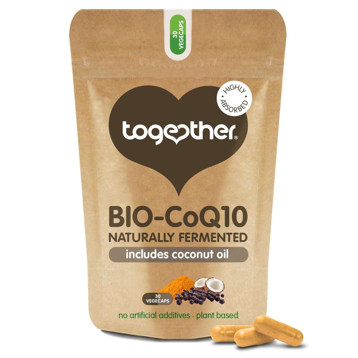 Together Health Bio-CoQ10; ruskea mattapintainen pystypussi tekstillä "Together BIO-CoQ10 Naturally Fermented" pelkistetyin kookos- ja kapseliaiheisin viivakuvituksin; kaksi soikeaa keltaista kapselia pussin edessä; teksti versaalikirjaimin groteskikirjasimella; valkoinen tausta, ei ihmisiä tai muita esineitä kuvassa.