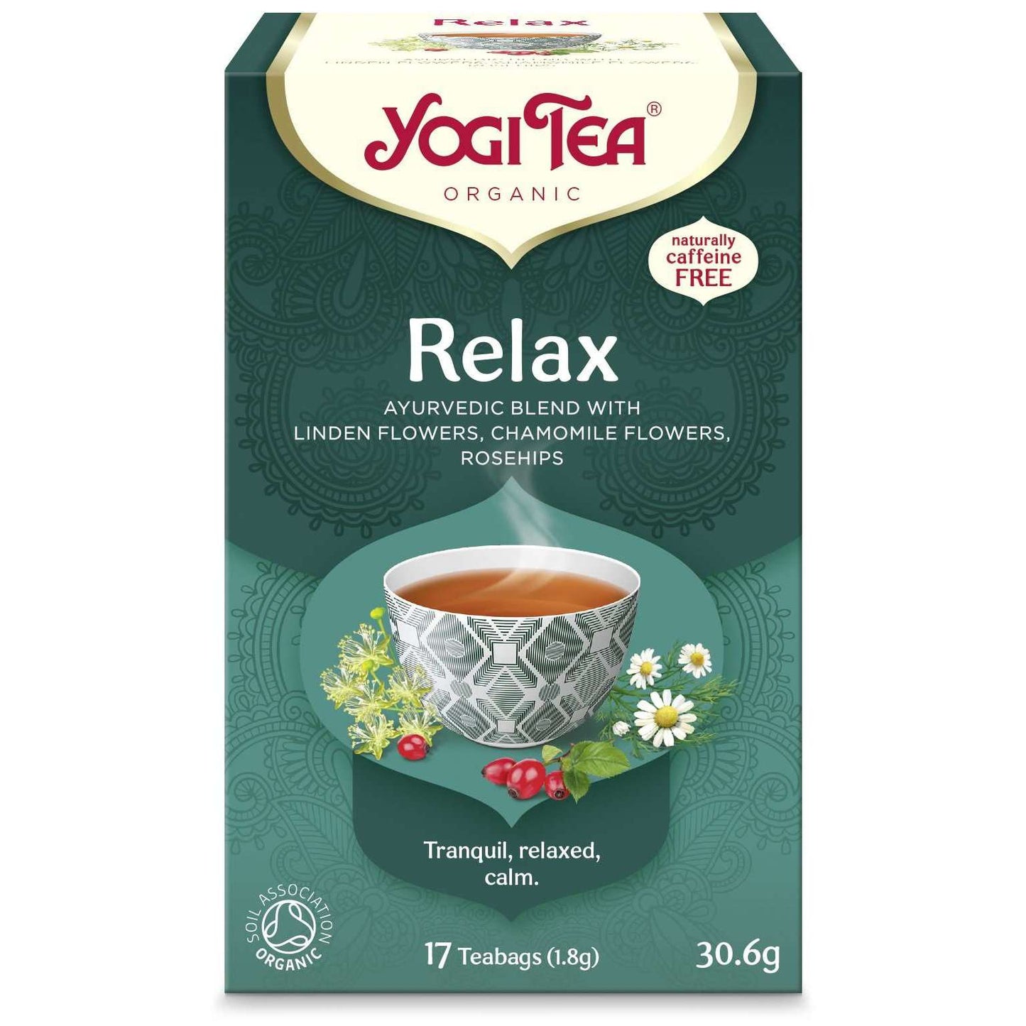 YogiTea Luomu Relax -teepakkaus; kuvituksena teekuppi sekä kamomillan ja ruusunmarjojen kuvia; etiketissä teksti "Tranquil, relaxed, calm"; sisältää 17 teepussia, yhteensä 30,6 g; suorakulmainen, mattapintainen vihreä pakkaus tekstausvapaalla kirjasimella; pystyssä seisova pakkaus kuvattu yksiväristä taustaa vasten, ei ihmisiä tai käsiä näkyvissä.